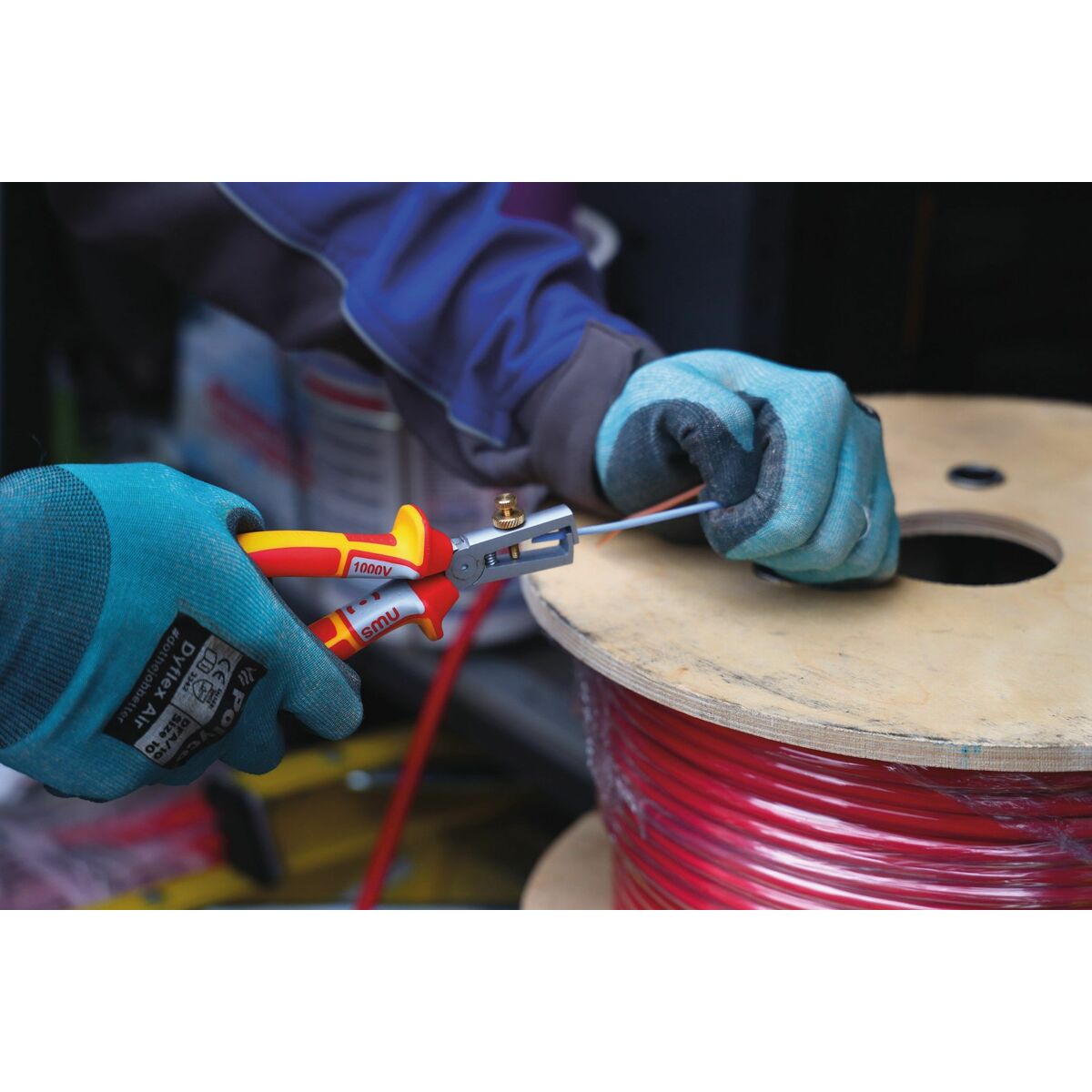 Alicates pelacables NWS 16 cm