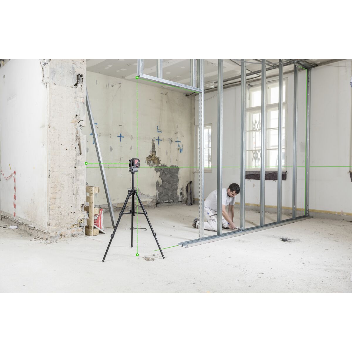 Nivel láser Leica Geosystems Lino L2P5G ± 0,2 MM/M 35-80 m