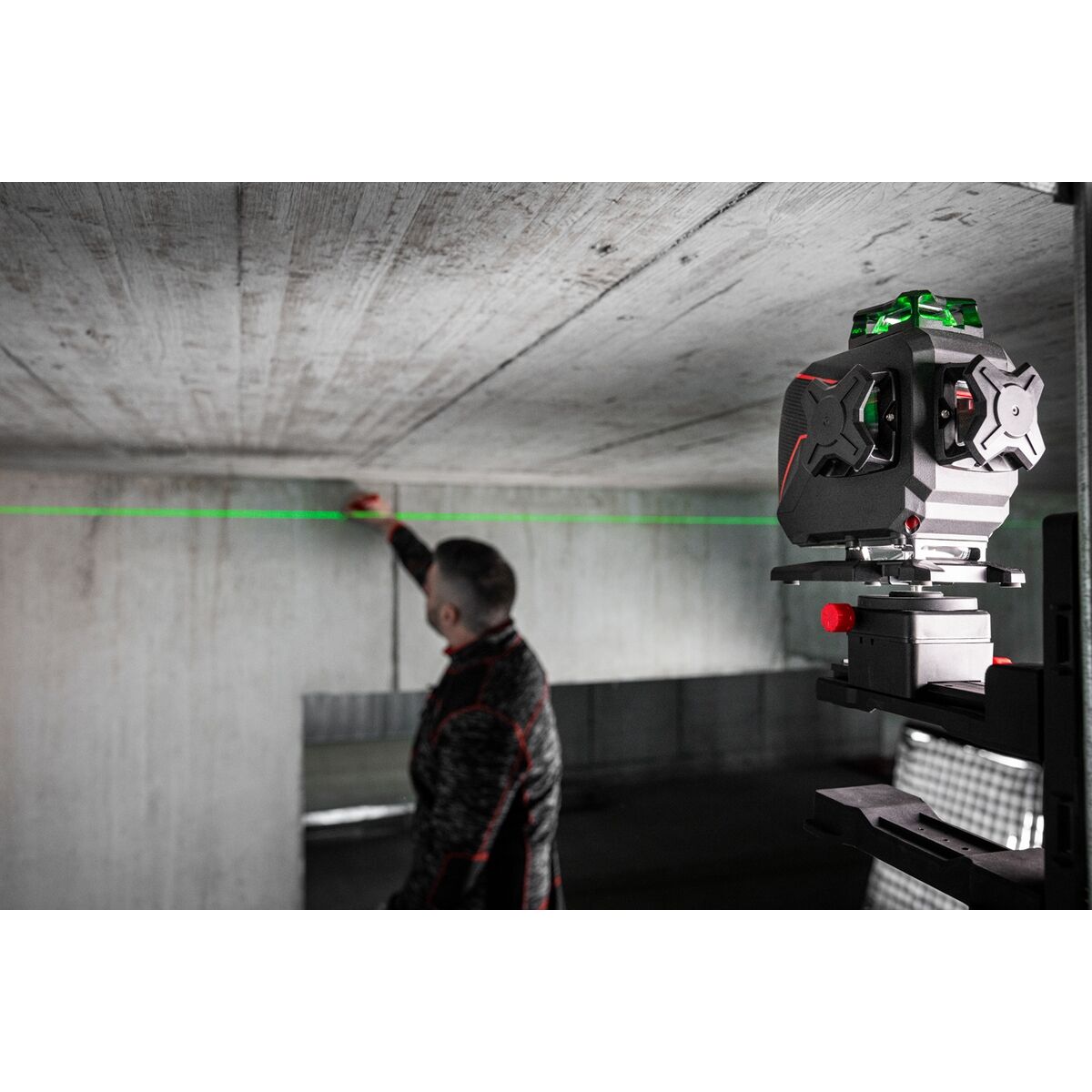 Nivel láser de líneas SOLA 4D GREEN