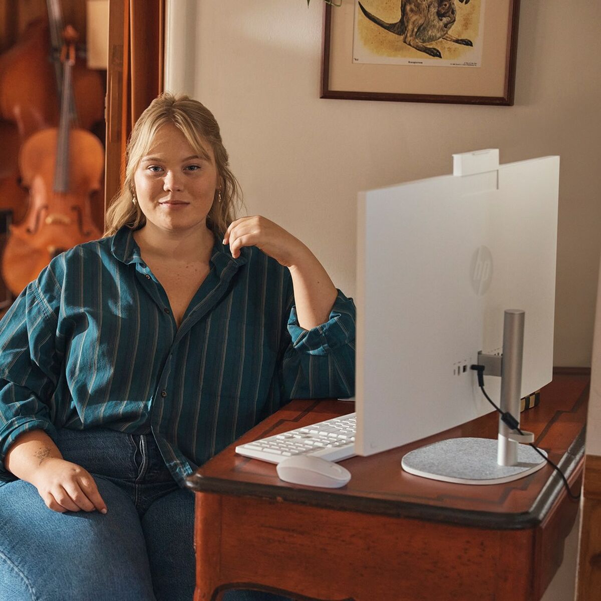 All in One HP 9U2K5EA 27" AMD Ryzen 5 7520U 16 GB RAM 512 GB SSD