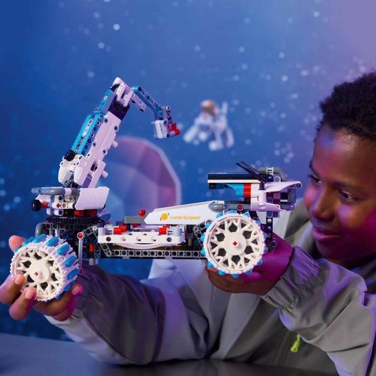 Juego de Construcción Lego 42211 Lunar Outpost Moon Rover Space Vehicle 1082 Piezas