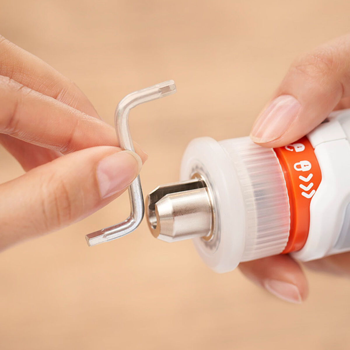 Atornillador eléctrico Black & Decker bcknvcrta01-qw 5 Nm