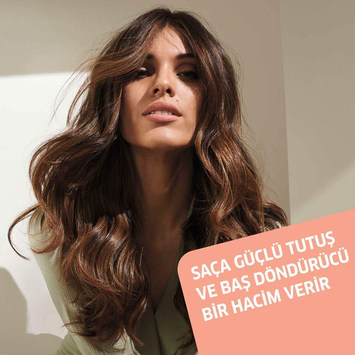 Espuma para Dar Volumen Wella EIMI VOLUME 500 ml