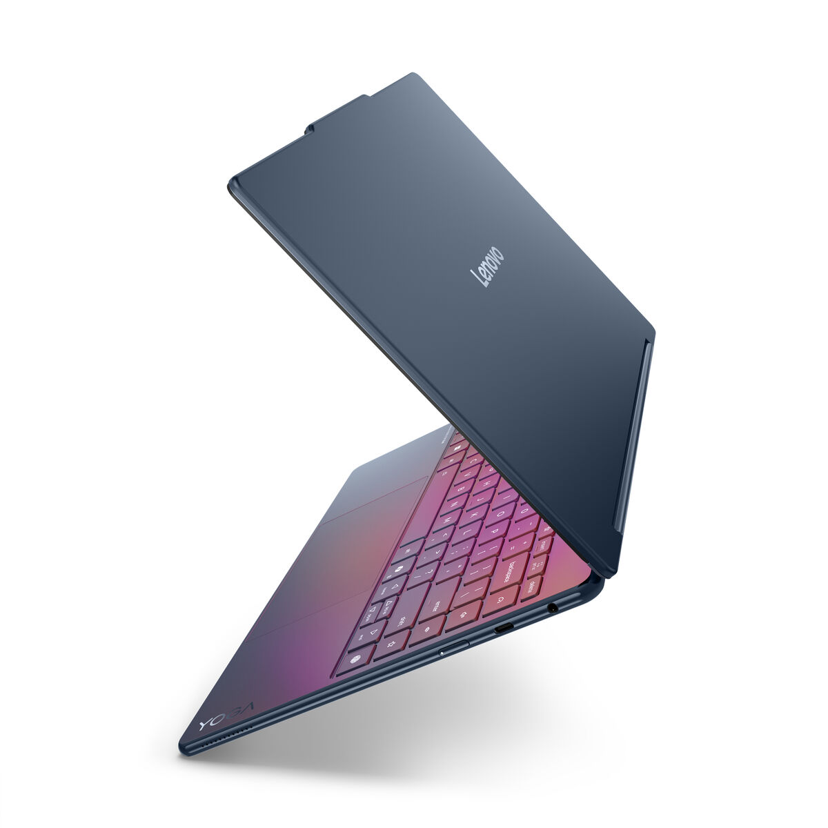 Laptop Lenovo 83LC001SSP 14" Intel Core Ultra 7 258V 32 GB RAM 1 TB SSD Qwerty Español