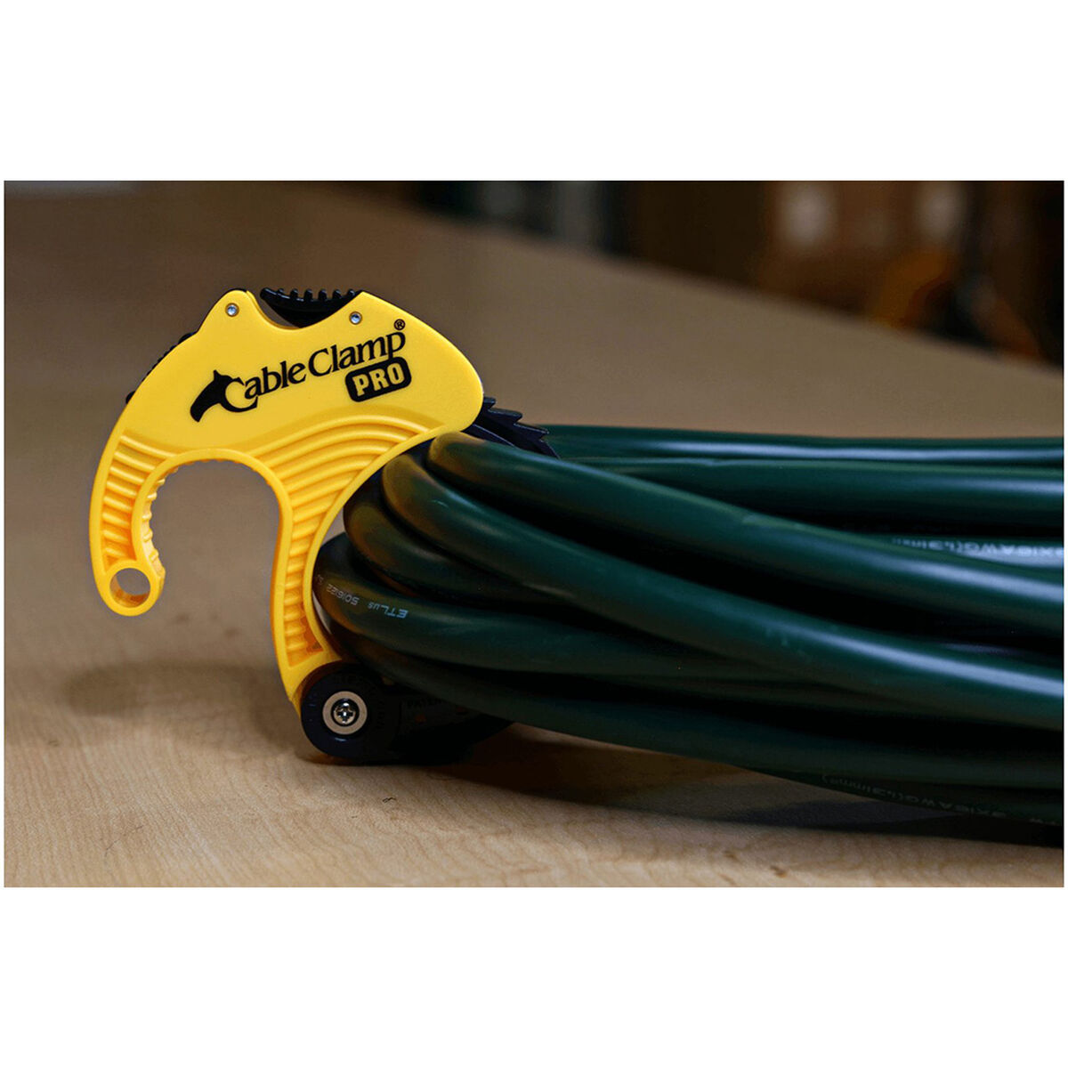 Brida reutilizable Cable Clamp 7,5 X 7,5 X 1,3 cm