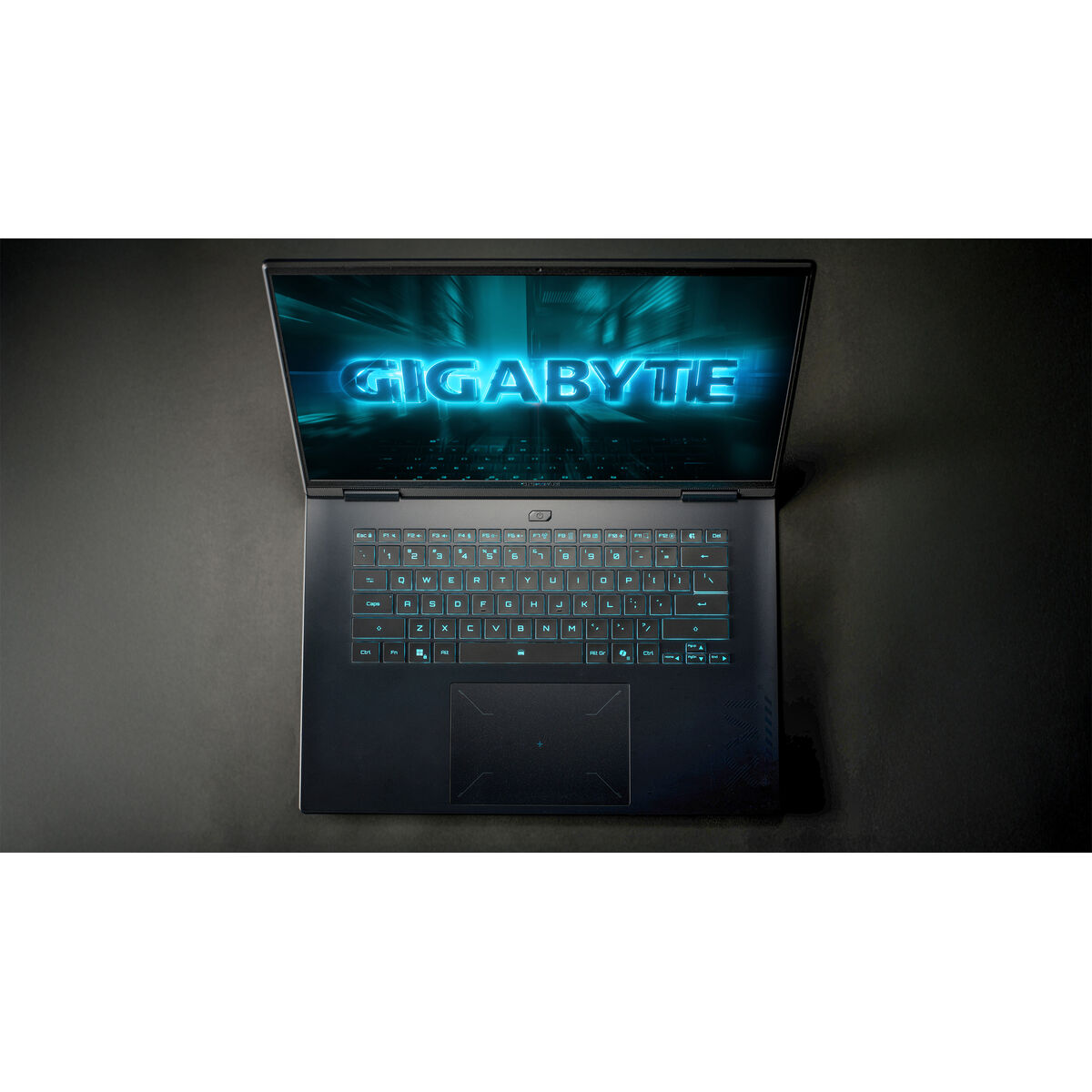 Laptop Gigabyte GAMING A16 CTHI3ES894SD 16" 16 GB RAM 1 TB SSD Intel Core i7-13620H