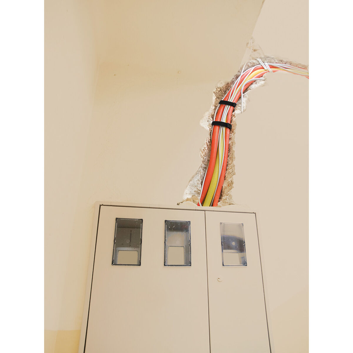 Sujetacables Velcro one-wrap Negro 20 mm x 25 m