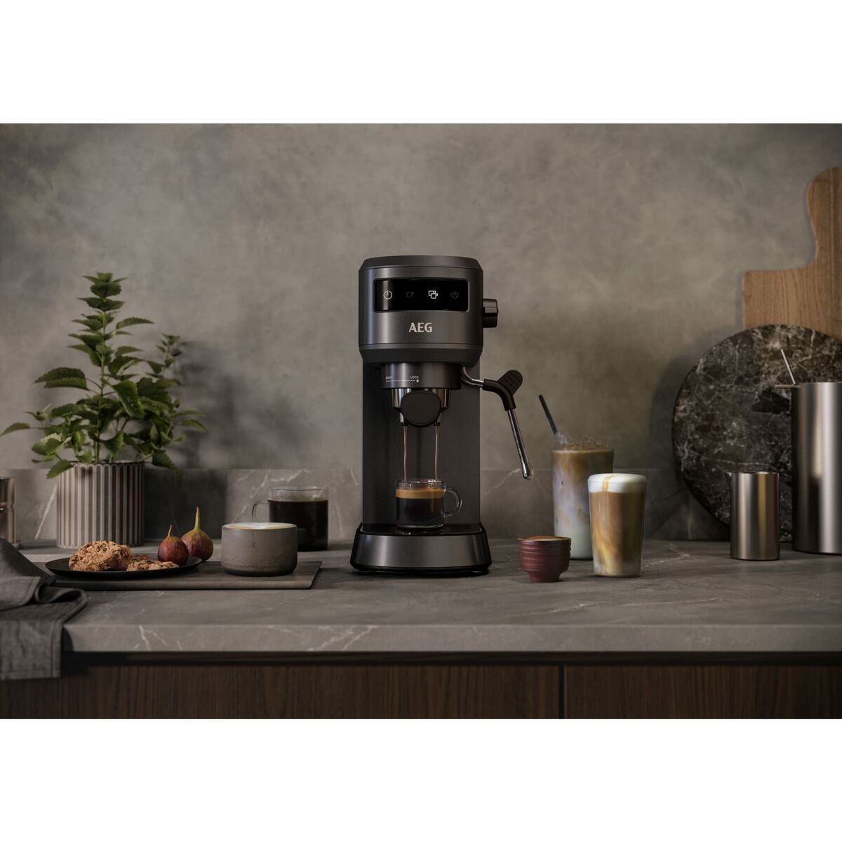 Cafetera Express de Brazo AEG EC6-1-6BST Negro 1450 W 1 L