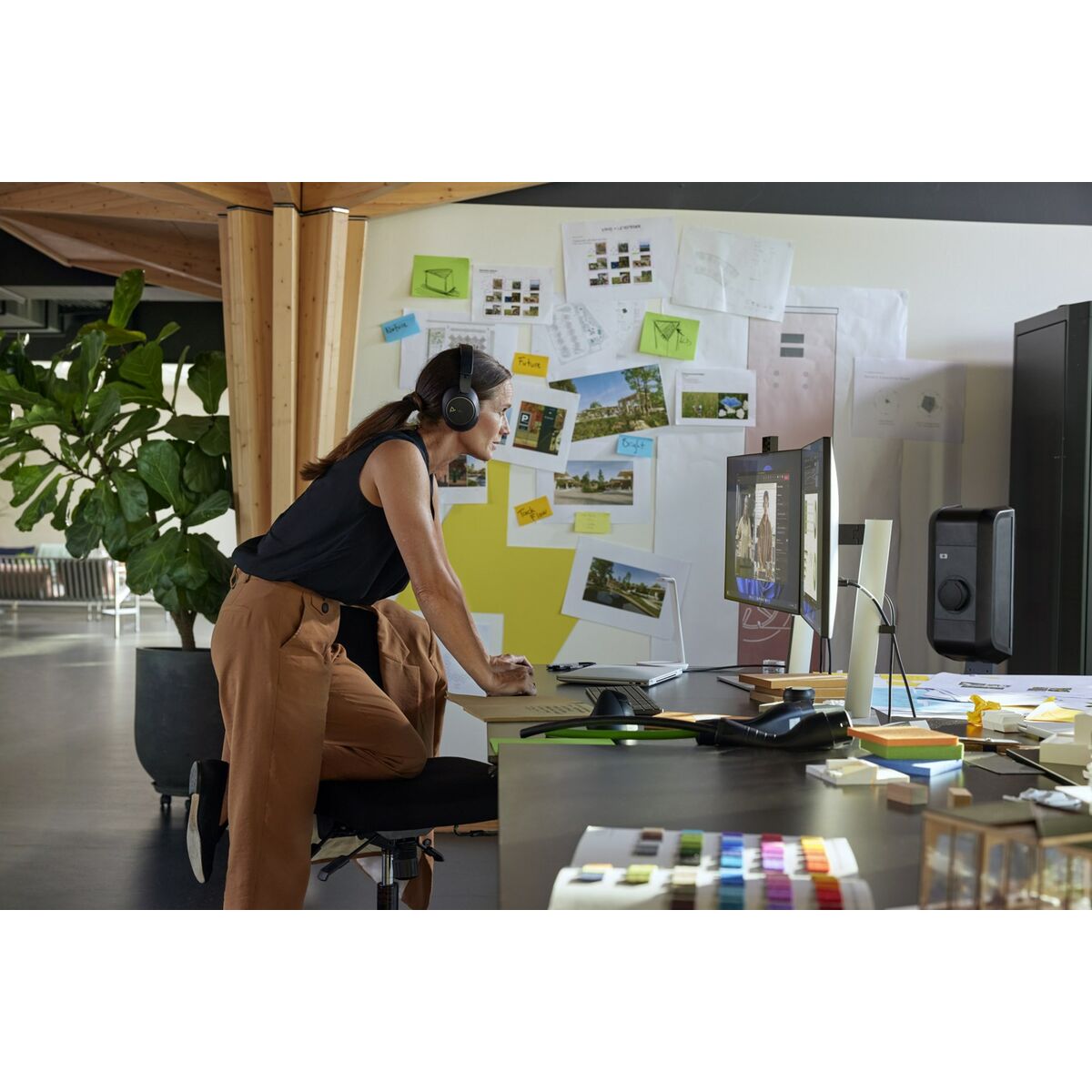 Laptop HP EliteBook 1040 G11 14" Intel Core Ultra 7-165H 32 GB RAM 1 TB SSD