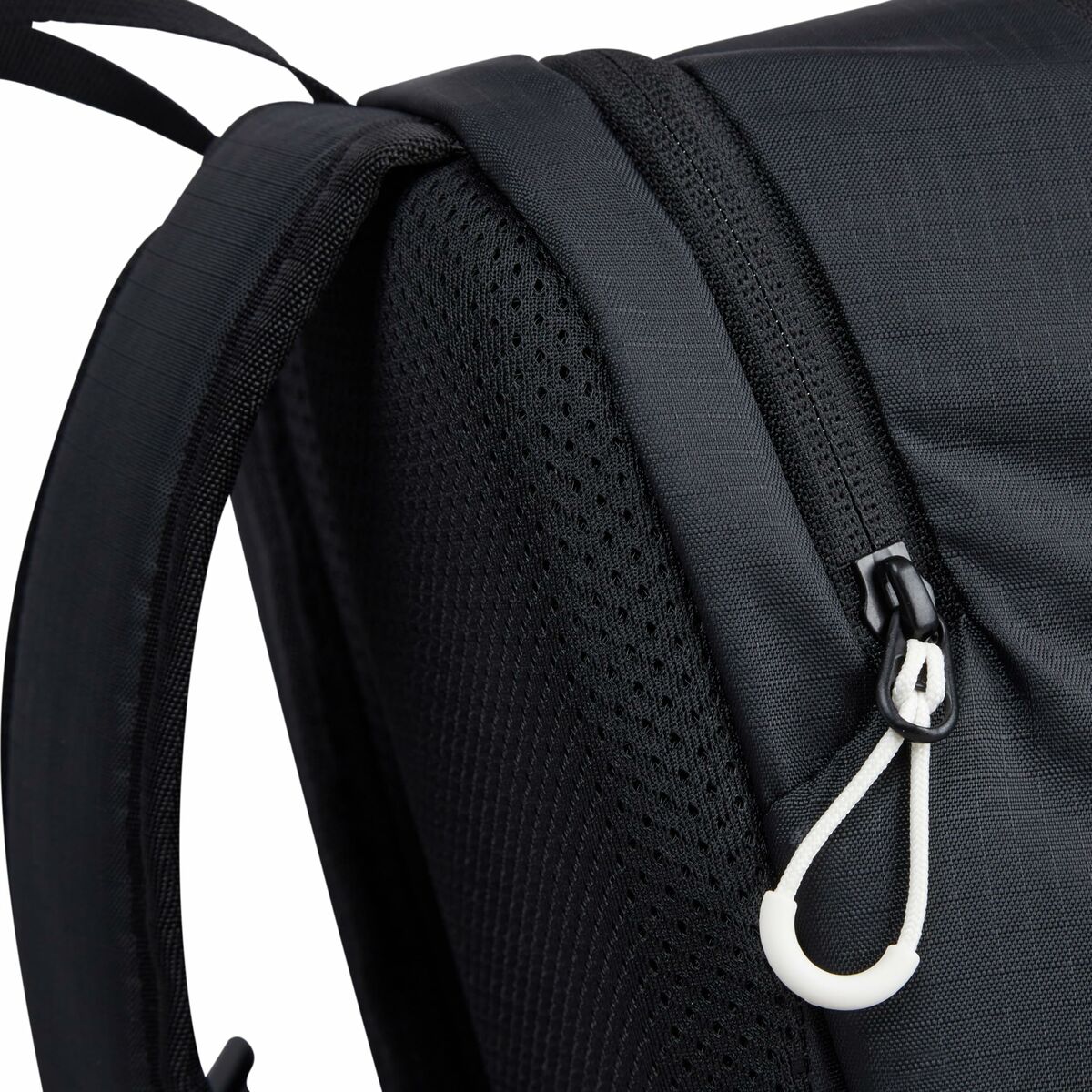 Mochila Deportiva Berghaus 24/7 365 U18 Negro 18 L