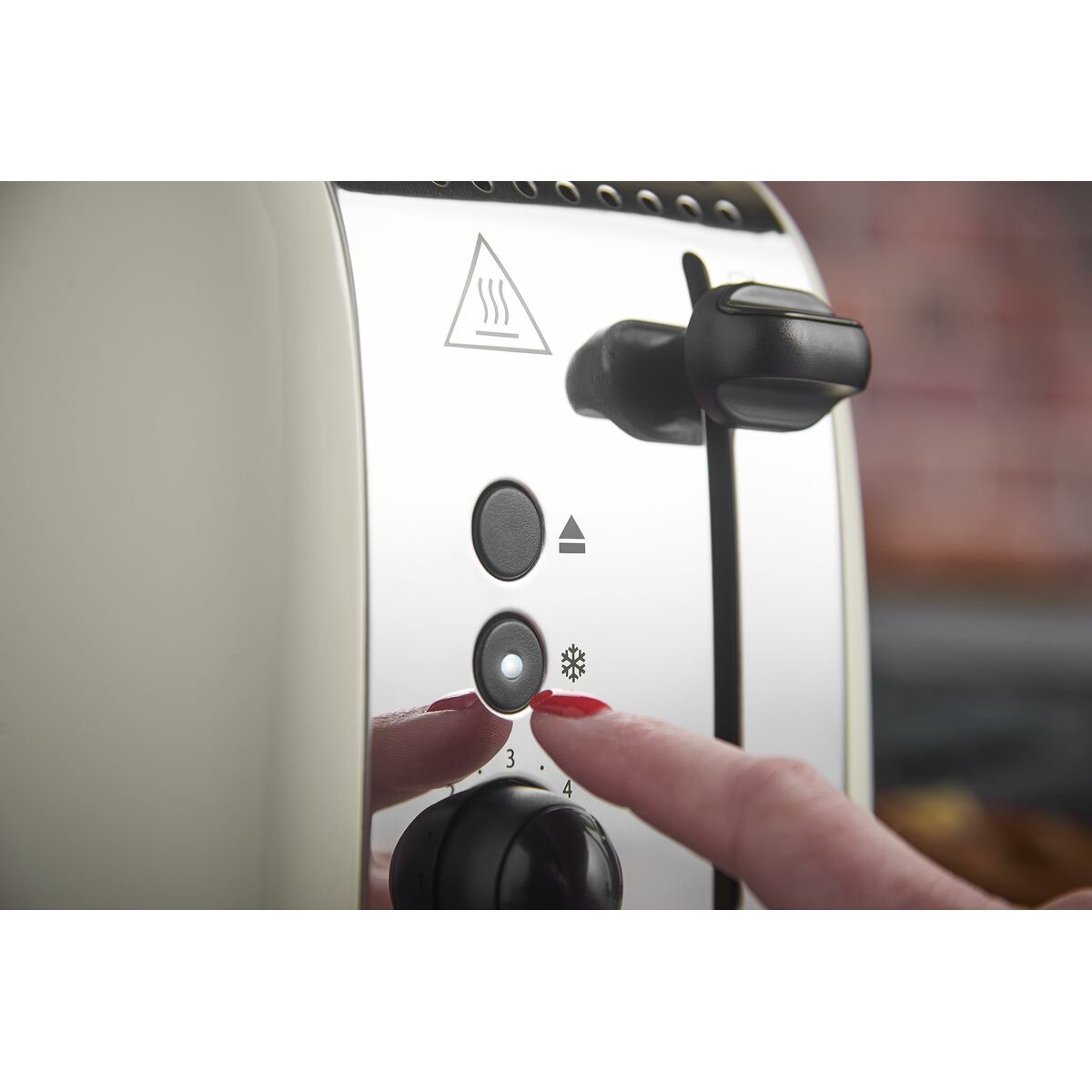 Tostadora Russell Hobbs 26551-56 1600 W