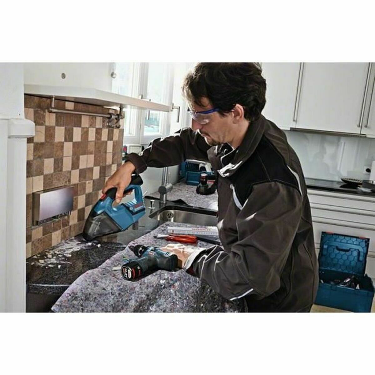 Aspiradora de Mano BOSCH GAS 10,8 V-LI (Reacondicionado B)