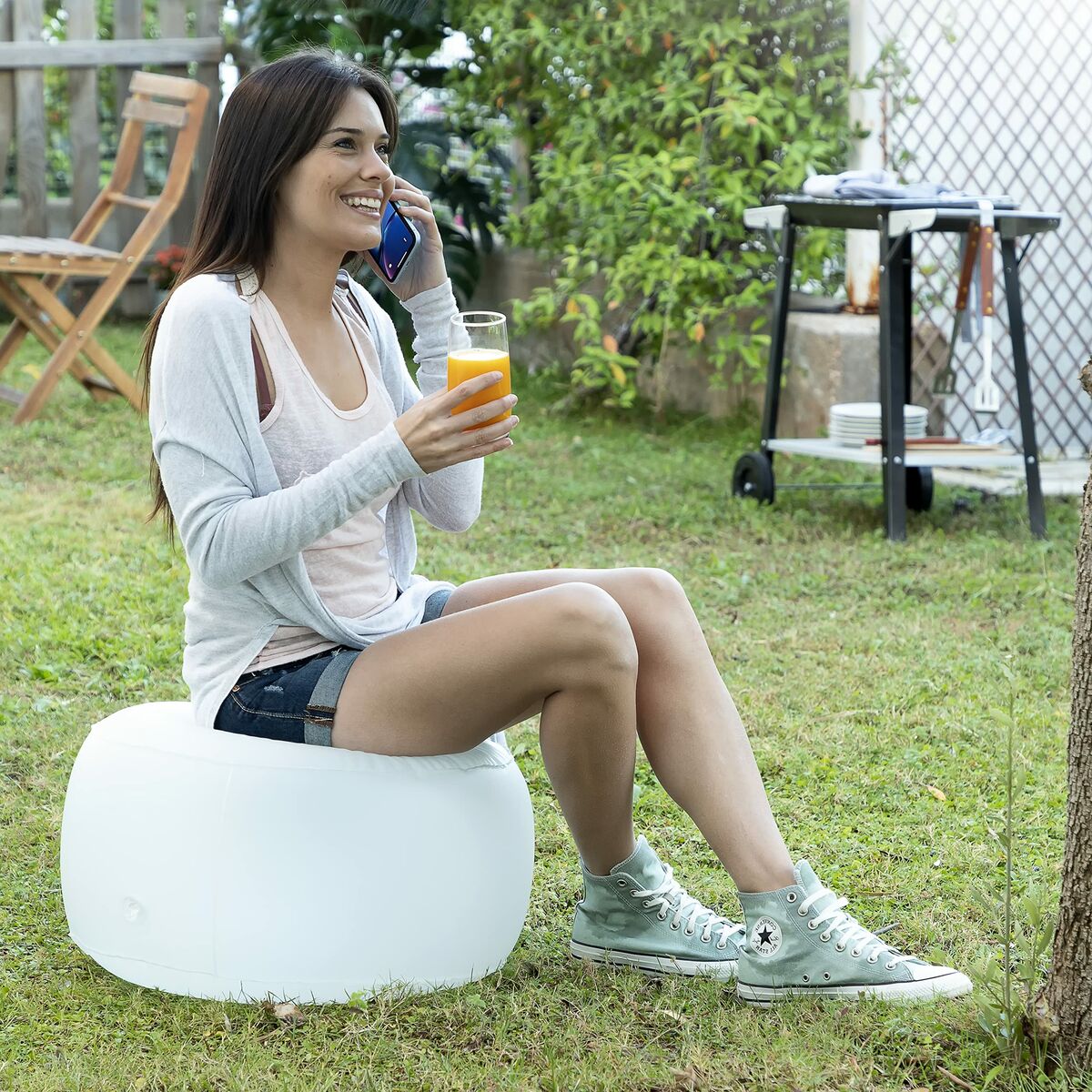 Asiento Hinchable con LED Multicolor y Mando a Distancia InnovaGoods Blanco (Reacondicionado A)