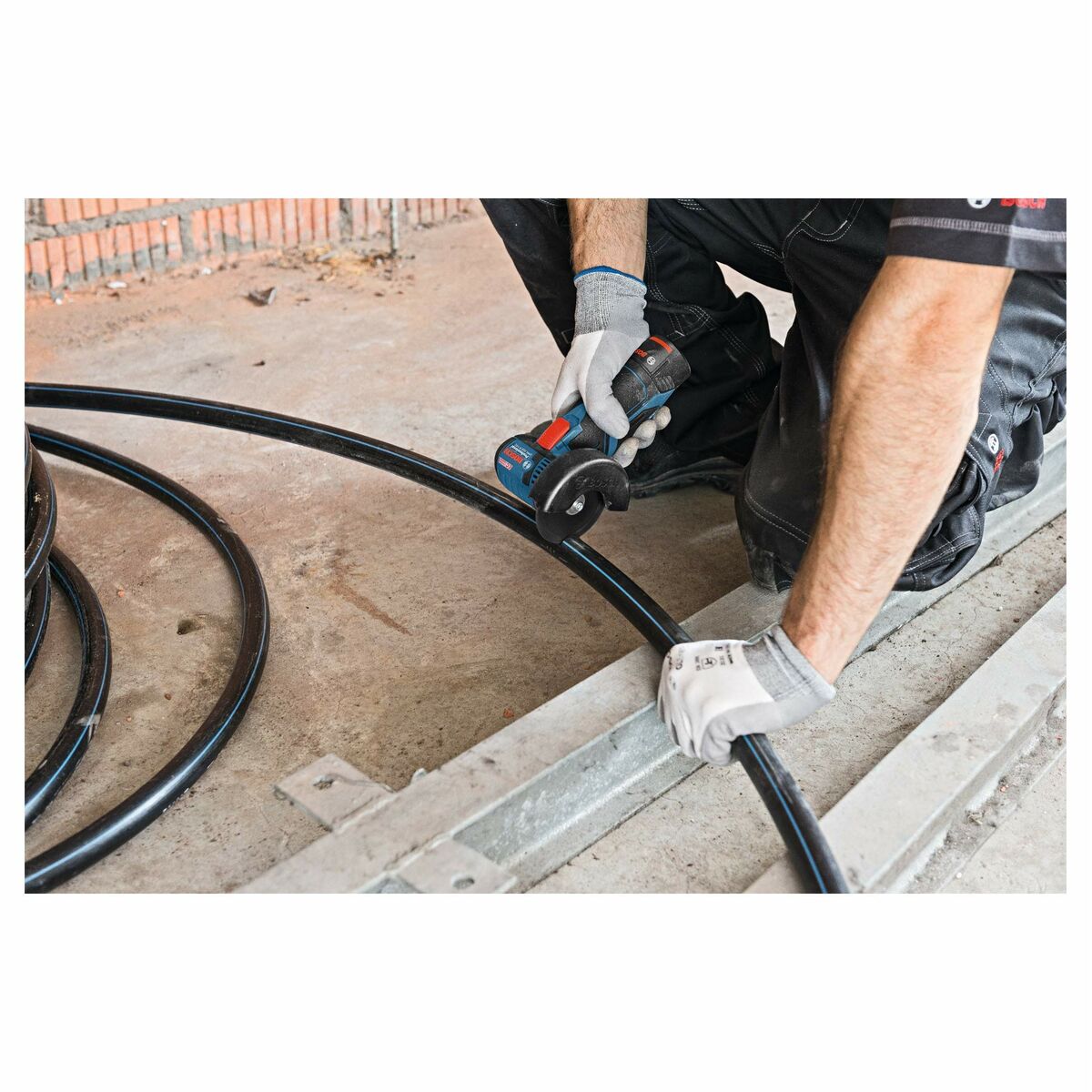 Amoladora angular BOSCH GWS 12V-76 Professional