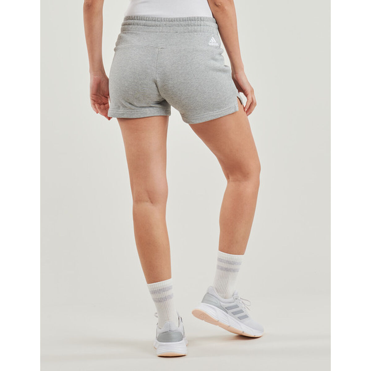 Pantalones Cortos Deportivos para Mujer Adidas W LIN FT SHO JD4960 Gris