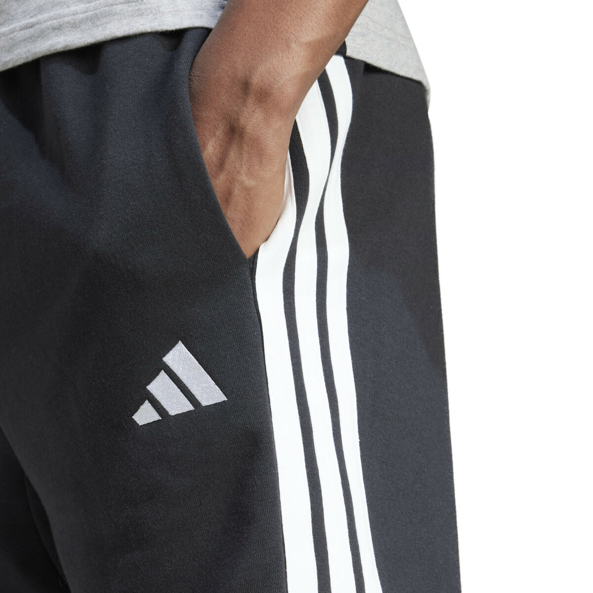 Pantalones Cortos Deportivos para Hombre Adidas 3S FT SHO JE6414 Negro