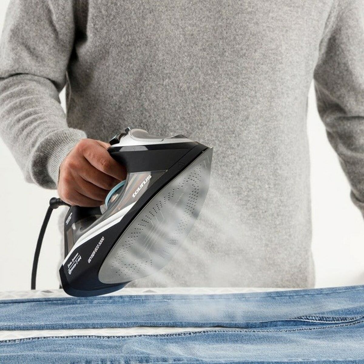 Plancha de Vapor Taurus 918715000