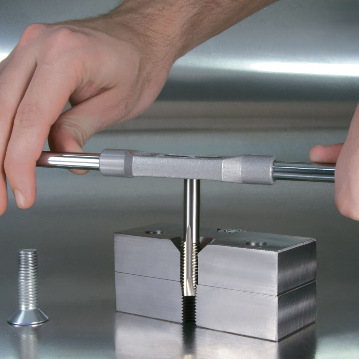 Macho para reparación de roscas de tuberías RUKO Acero de alta velocidad (HSS) 9 mm DIN 5157