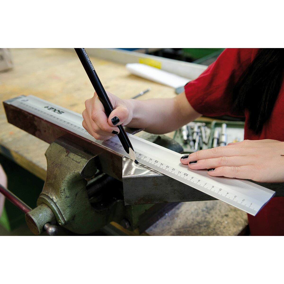 Regla SOLA LAB Aluminio