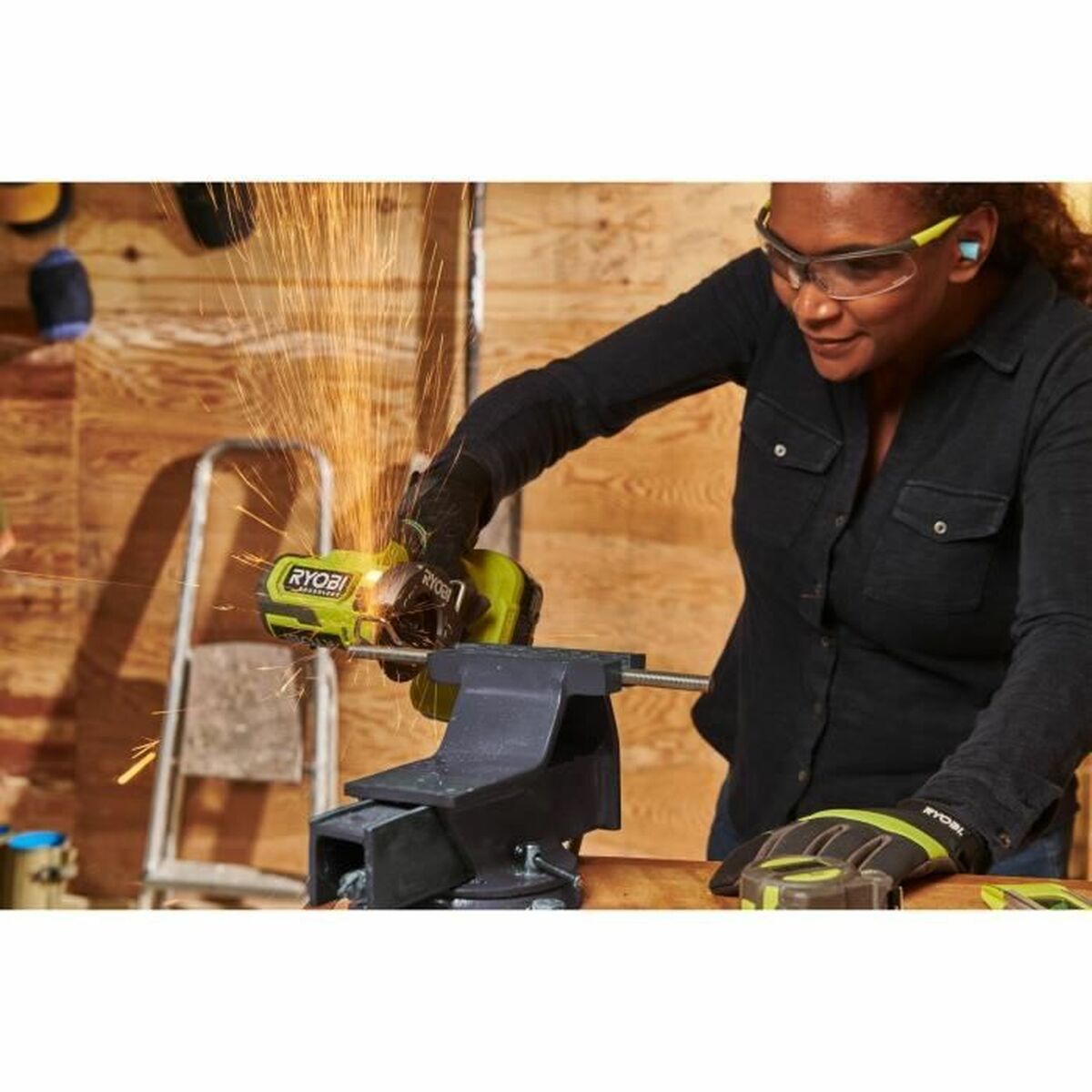 Amoladora angular Ryobi