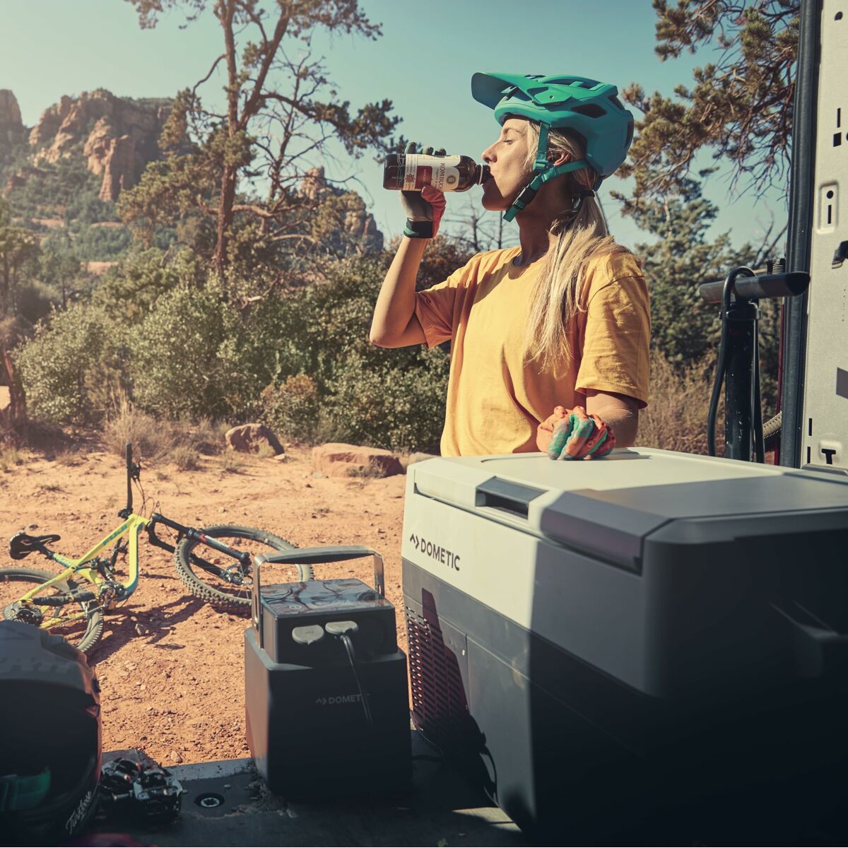 Nevera Portátil Dometic Negro Beige