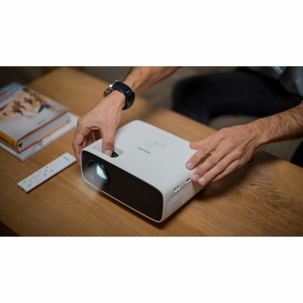 Proyector Philips Full HD 200 Lm 1920 x 1080 px