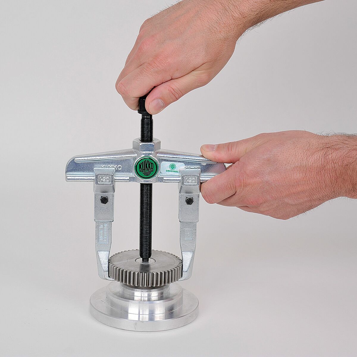 Extractor de rodamientos KUKKO 2 Patas