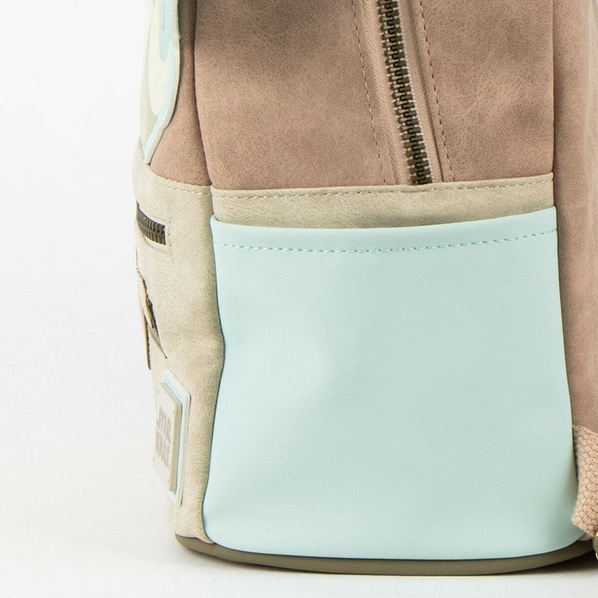 Mochila Escolar The Mandalorian Beige