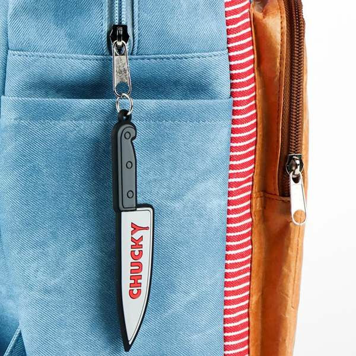 Mochila Escolar Chucky Rojo