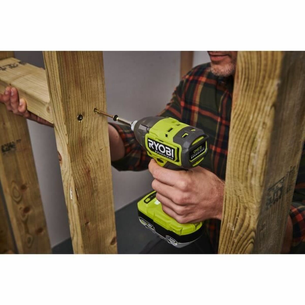 Atornillador Ryobi