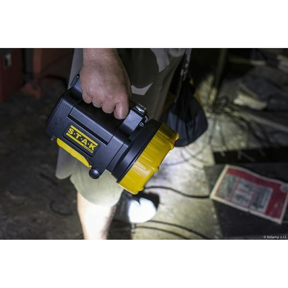 Foco de mano LED recargable Stak CREE BULLDOG 30 W 2200 lm