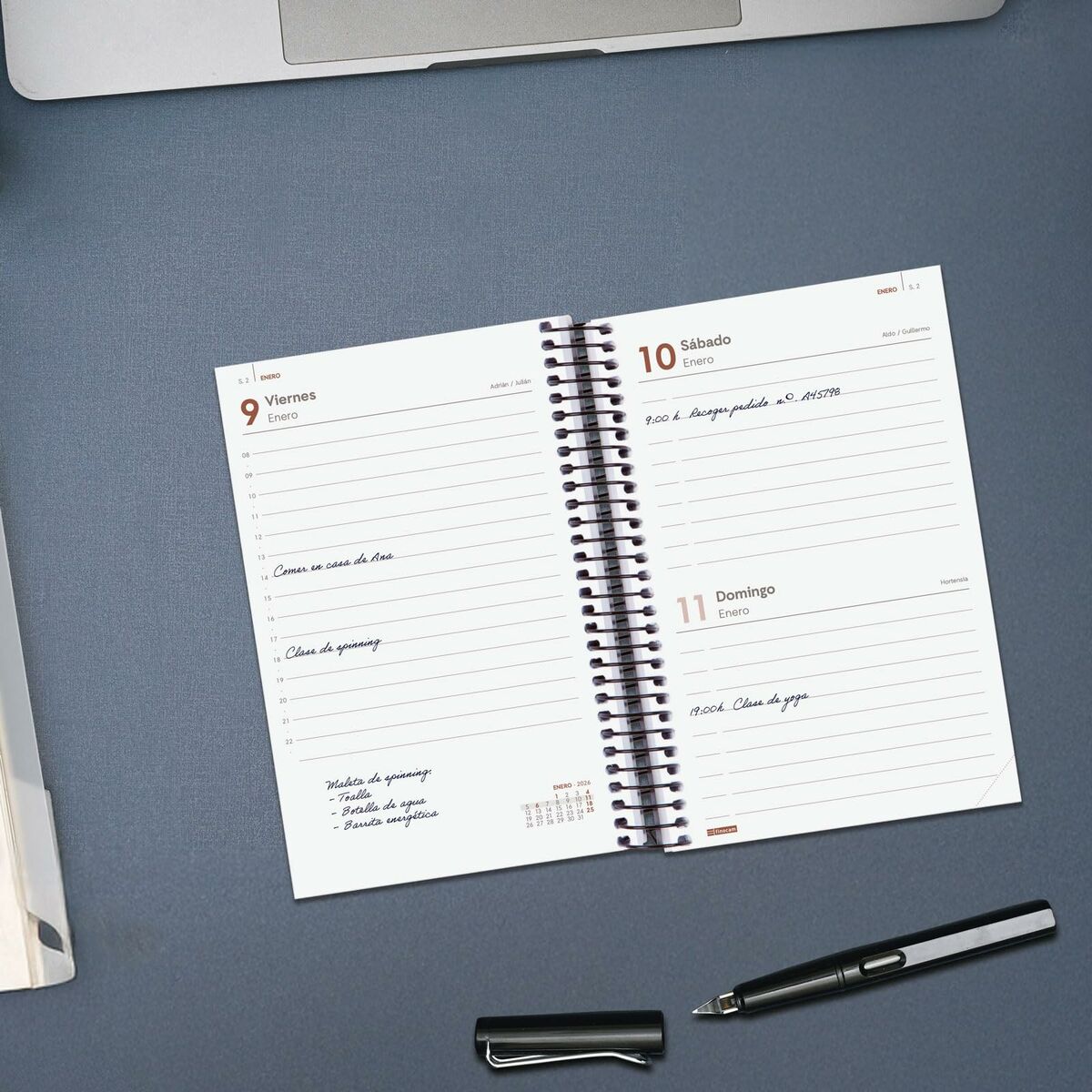 Agenda Finocam OPAQUE Burdeos 11,7 x 18,1 cm 2026