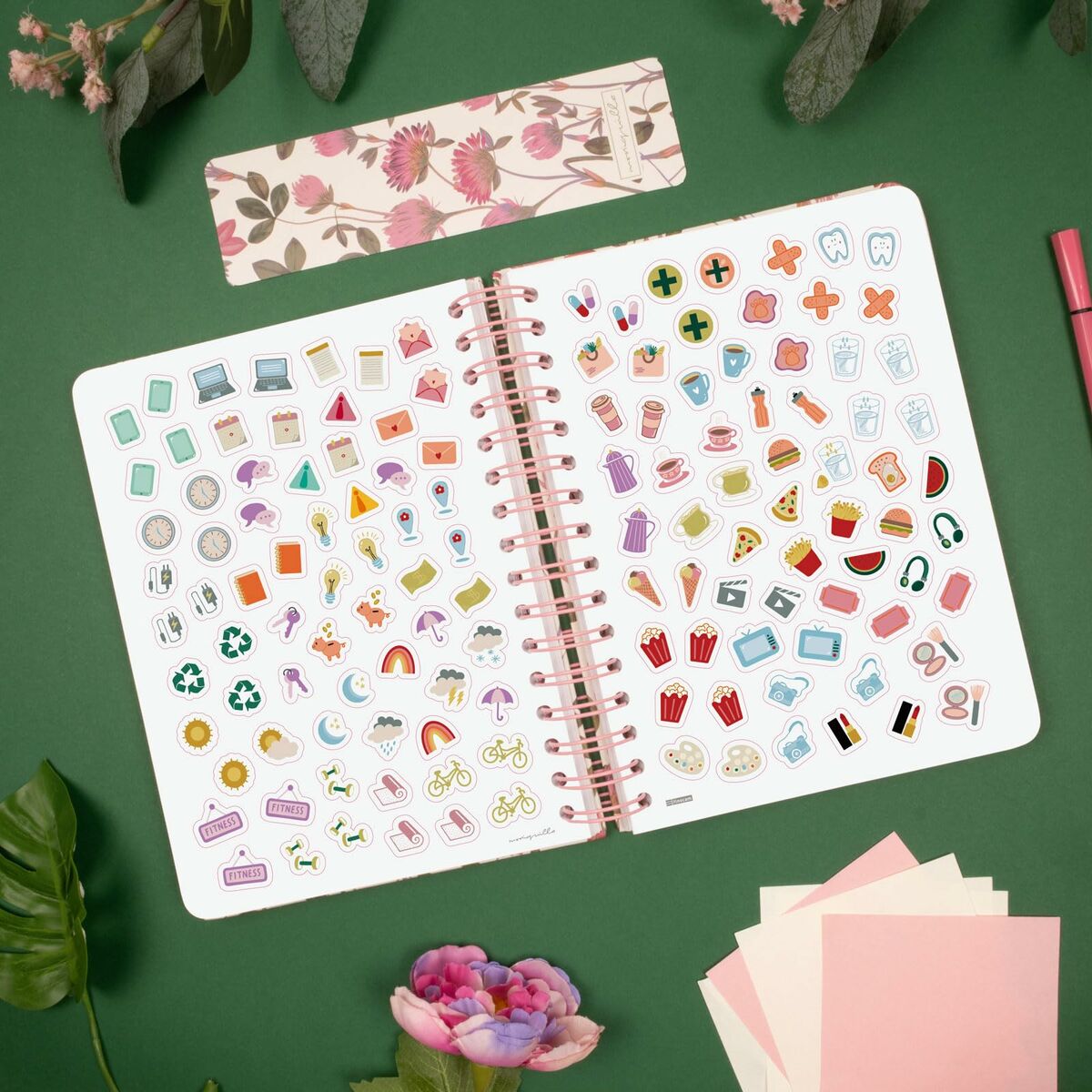 Agenda Finocam MONIQUILLA A5 15,5 x 21,2 cm 2026