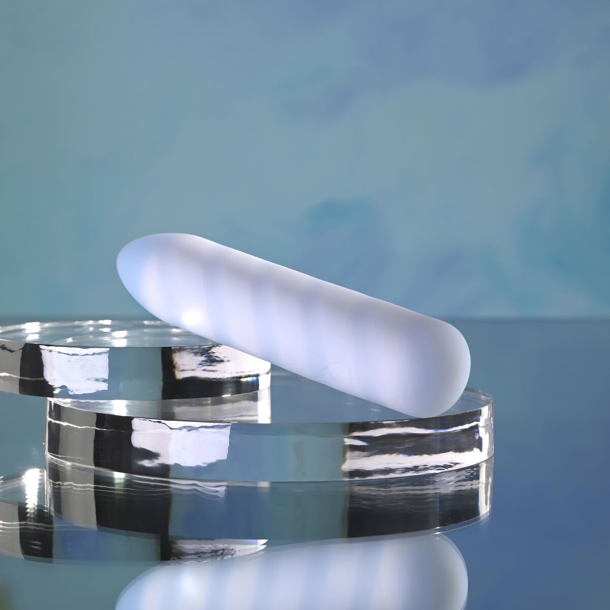 Vibrador Evolved Playboy Azul Blanco