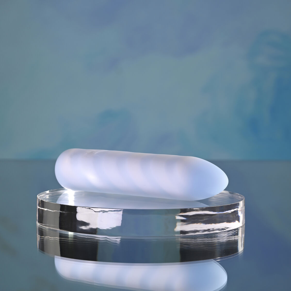 Vibrador Evolved Playboy Azul Blanco