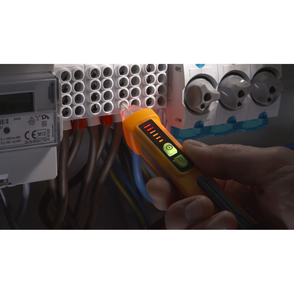 Probador de voltaje y continuidad Pancontrol