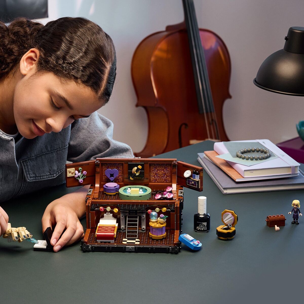 Juego de Construcción Lego Wednesday 76785 Thing's Apartment 828 Piezas