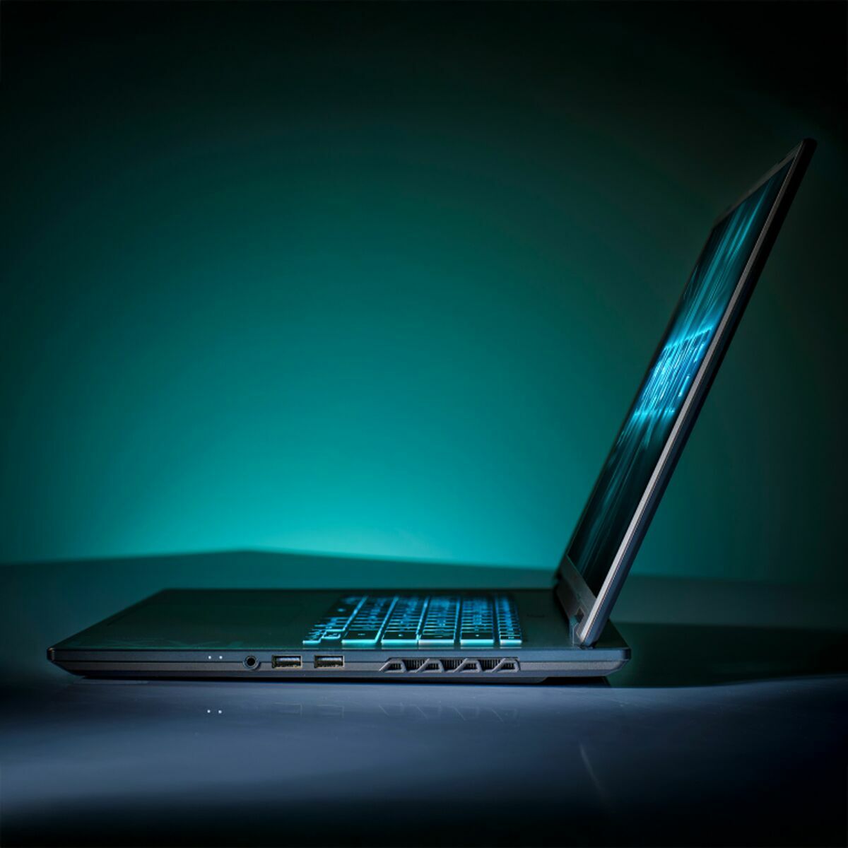 Laptop Gigabyte GAMING A16 CWHI3ES864SH 16" Intel Core i7-13620H 32 GB RAM 1 TB SSD