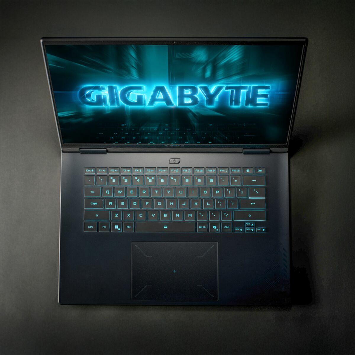 Laptop Gigabyte GAMING A16 CWHI3ES864SH 16" Intel Core i7-13620H 32 GB RAM 1 TB SSD