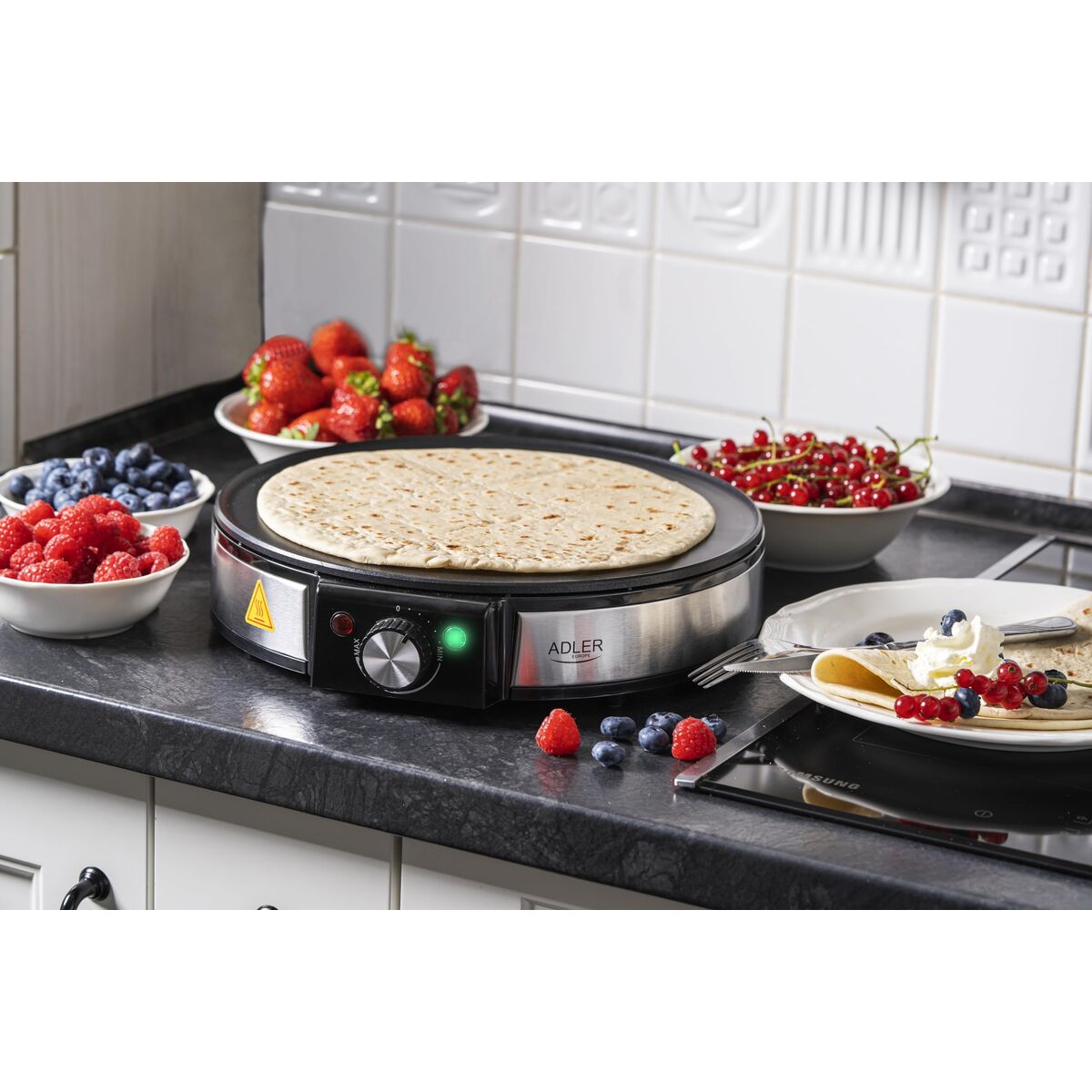 Crepera Adler AD 3058 Negro