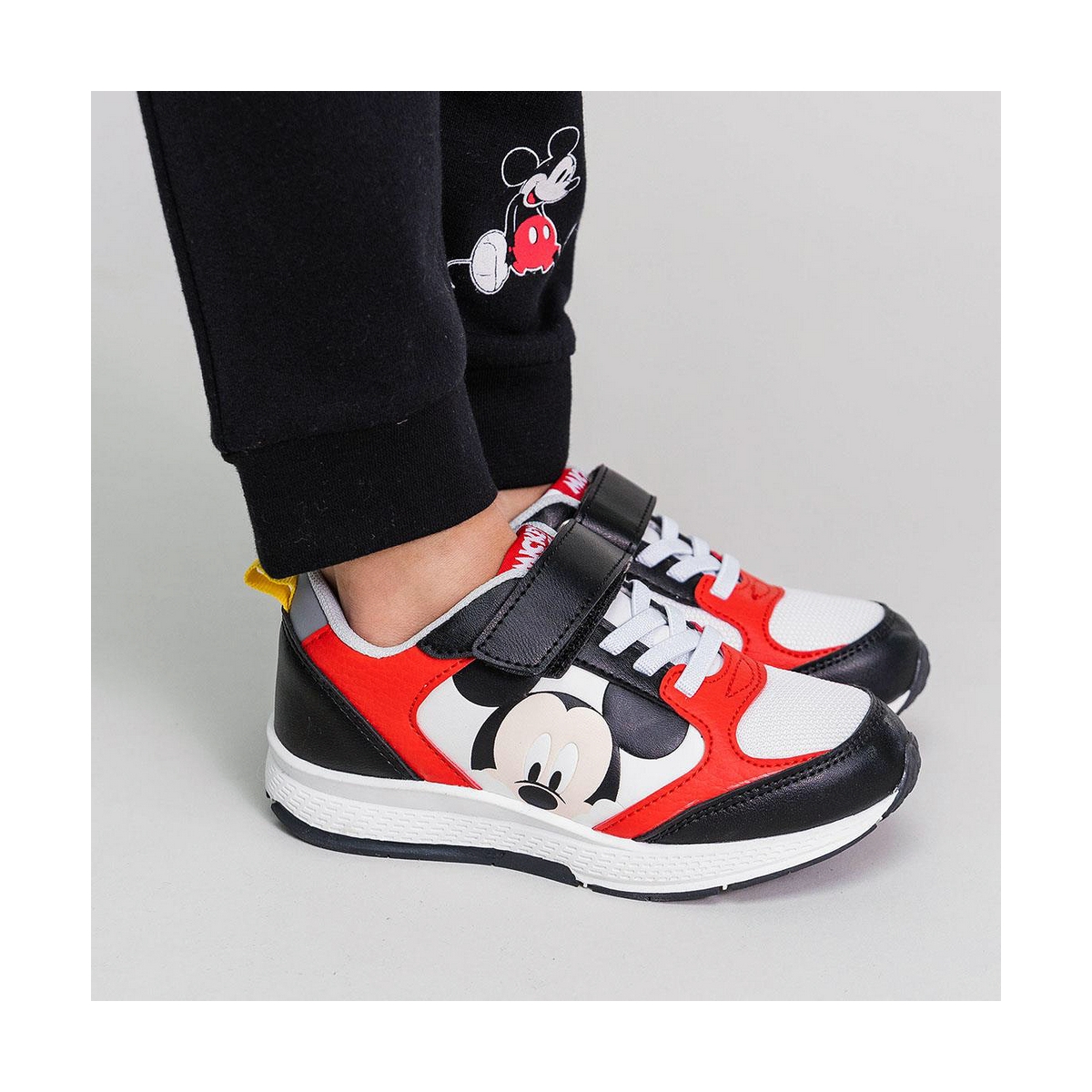 Zapatillas Deportivas Infantiles Mickey Mouse Negro