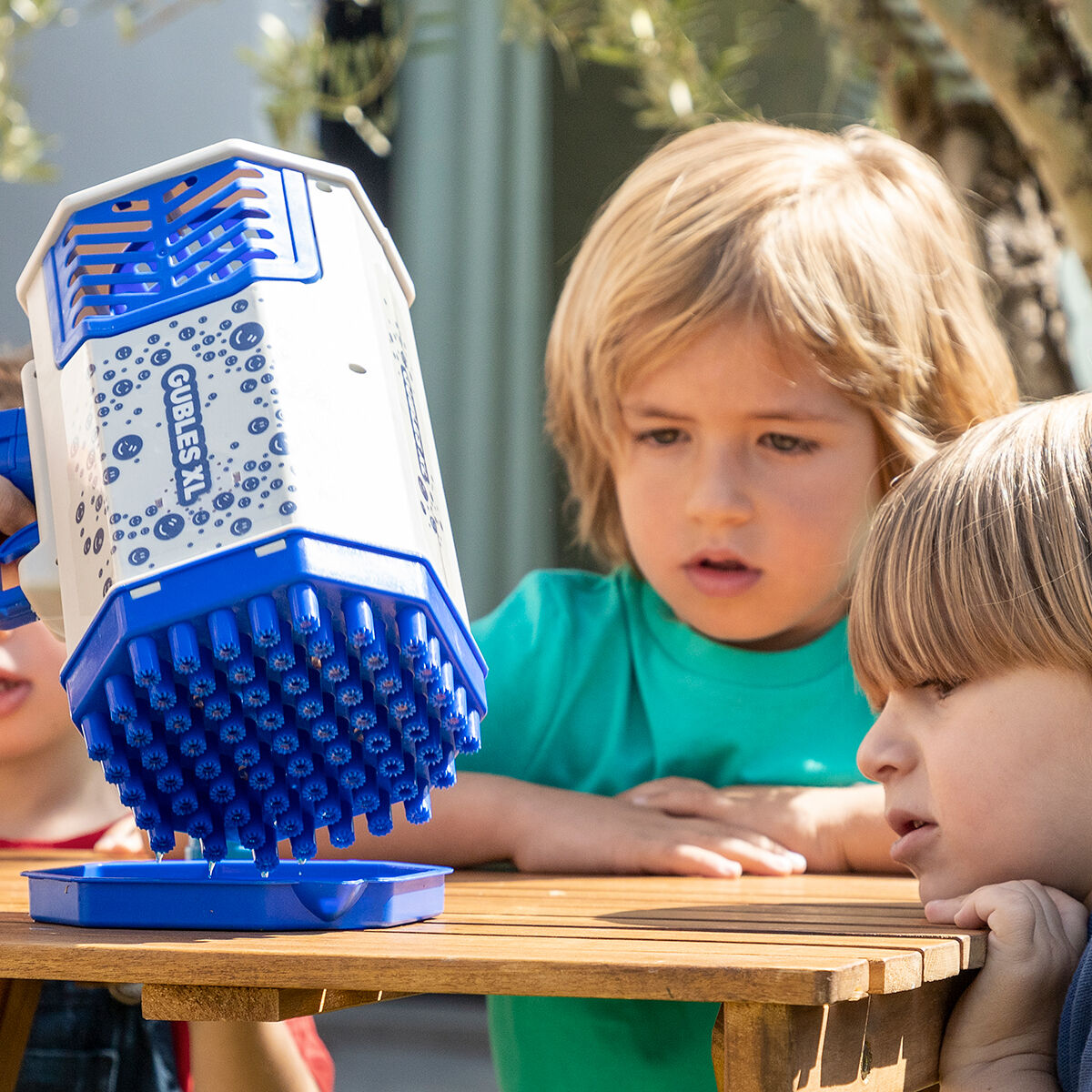 Pistola de Burbujas Gigante con LED Gubles XL InnovaGoods