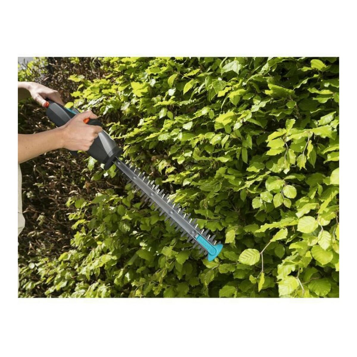 Cortasetos Gardena EasyCut 14,4 V 2 Ah
