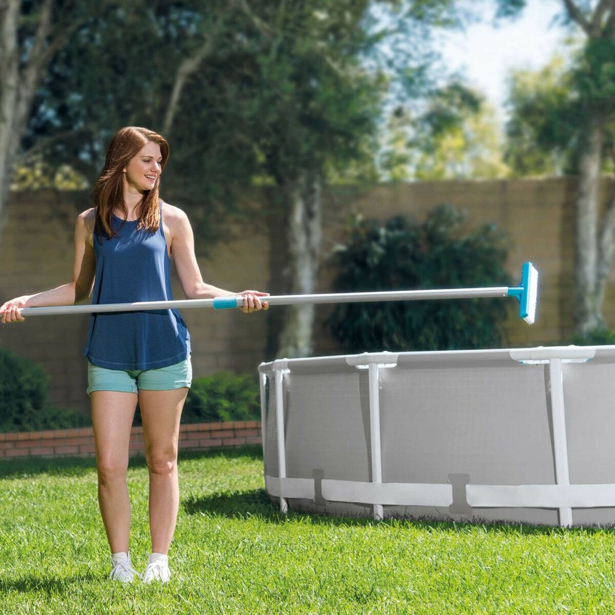 Cepillo de piscina Intex 29052 25,4 x 14 x 17 cm Pared Azul