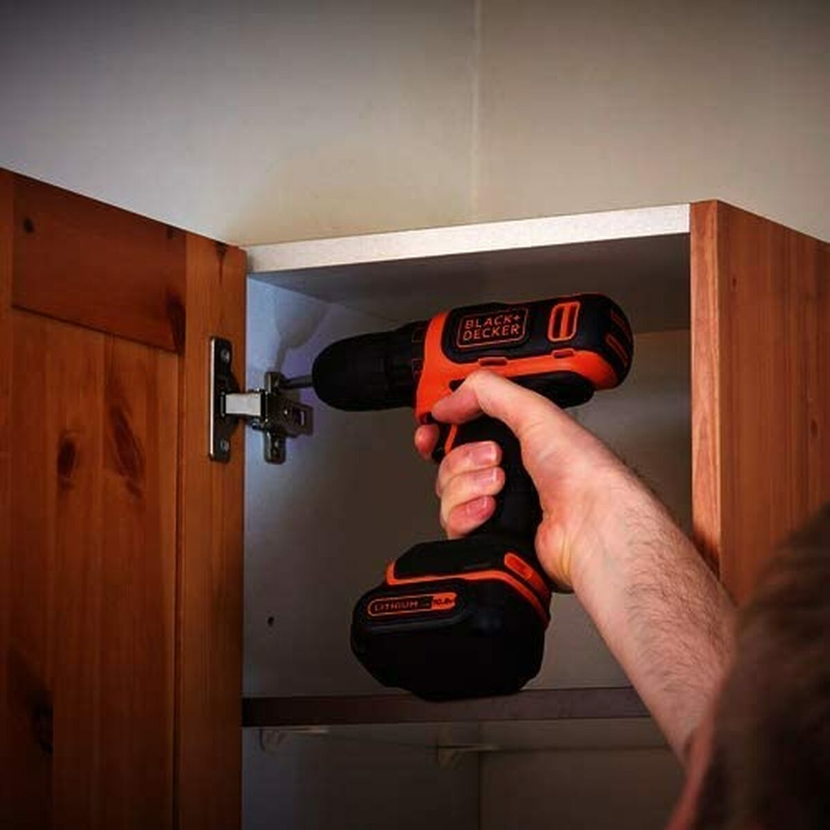 Atornillador eléctrico Black & Decker BDCDD12KB-QW