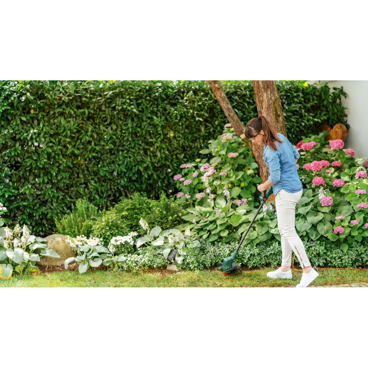 Desbrozadora multifunción BOSCH EasyGrassCut 18V-26