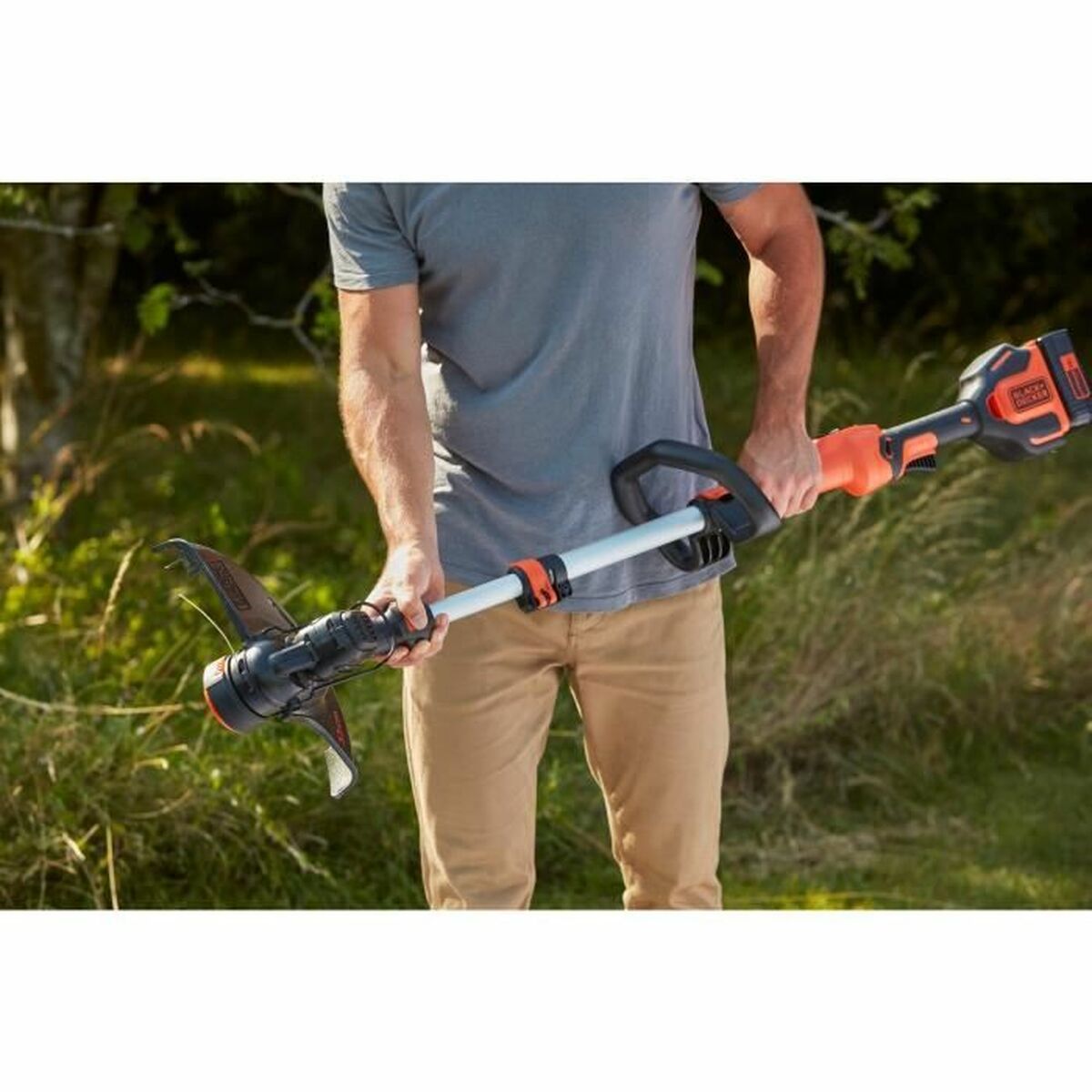 Recortadora Eléctrica Black & Decker PowerCommand Pivotant BCSTE636L1-QW 36 V Ø 33 cm