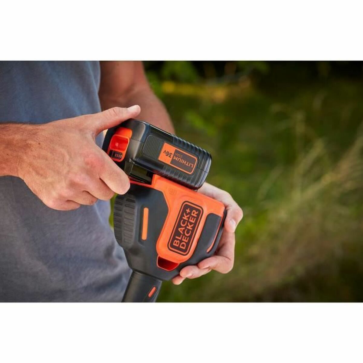Recortadora Eléctrica Black & Decker PowerCommand Pivotant BCSTE636L1-QW 36 V Ø 33 cm