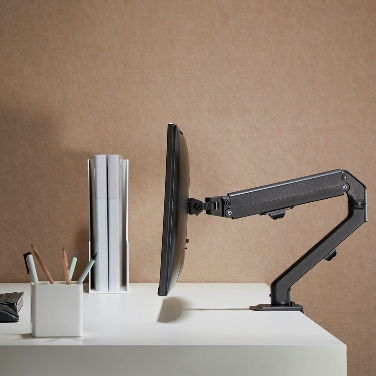 Soporte de Mesa para Pantalla MacLean MC-906 17" 27"