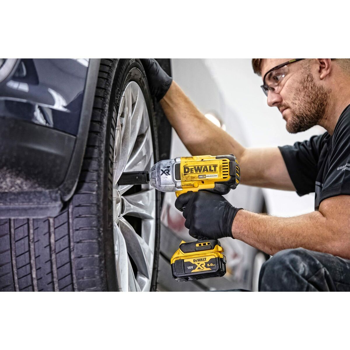 Atornillador eléctrico Dewalt DCF899N-XJ 18 V 950 Nm